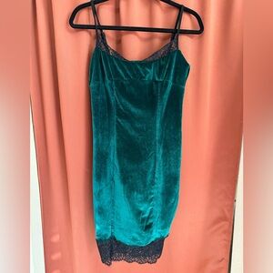 CBR Green Velvet Black Lace Trim Dress Women’s S